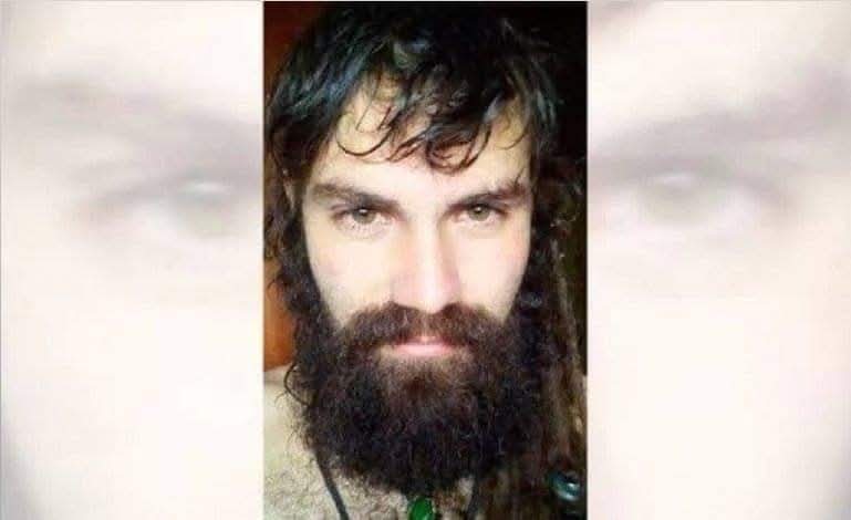 Pibe querido, siempre Presente!! Nunca el olvido!!
Justicia para Santiaguito!!!