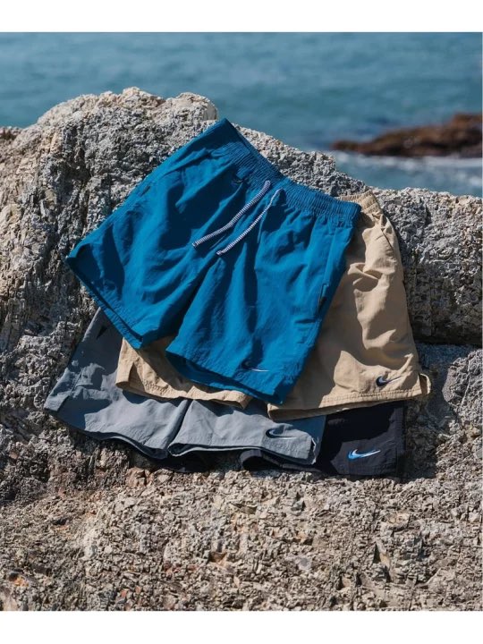 【服】 tweet media