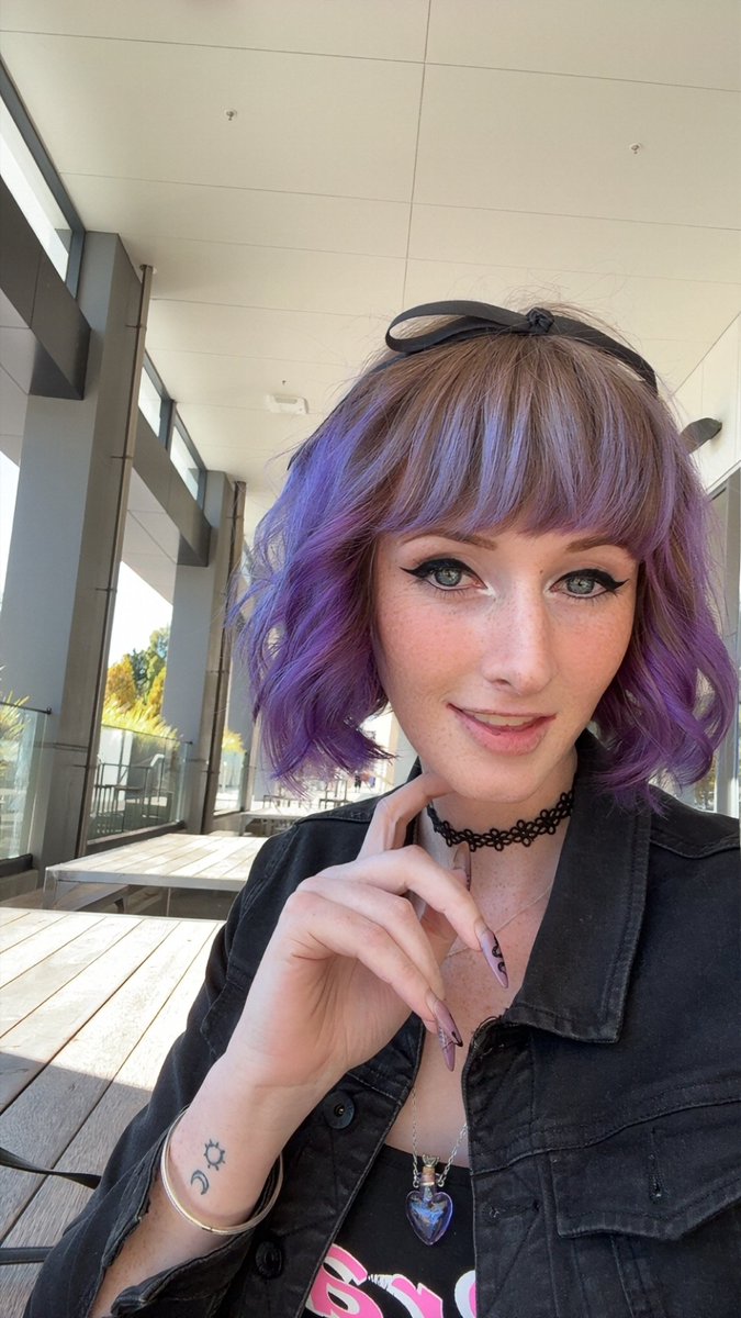 Cassie-Anne tweet media