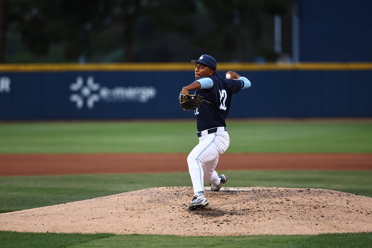USDbaseball's tweet photo. END 8 | San Diego 5, UCSD 5

#GoToreros https://t.co/q0WV4akH9R