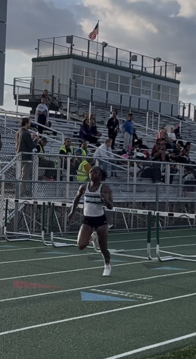 EPCHSGirlsTrackField tweet media