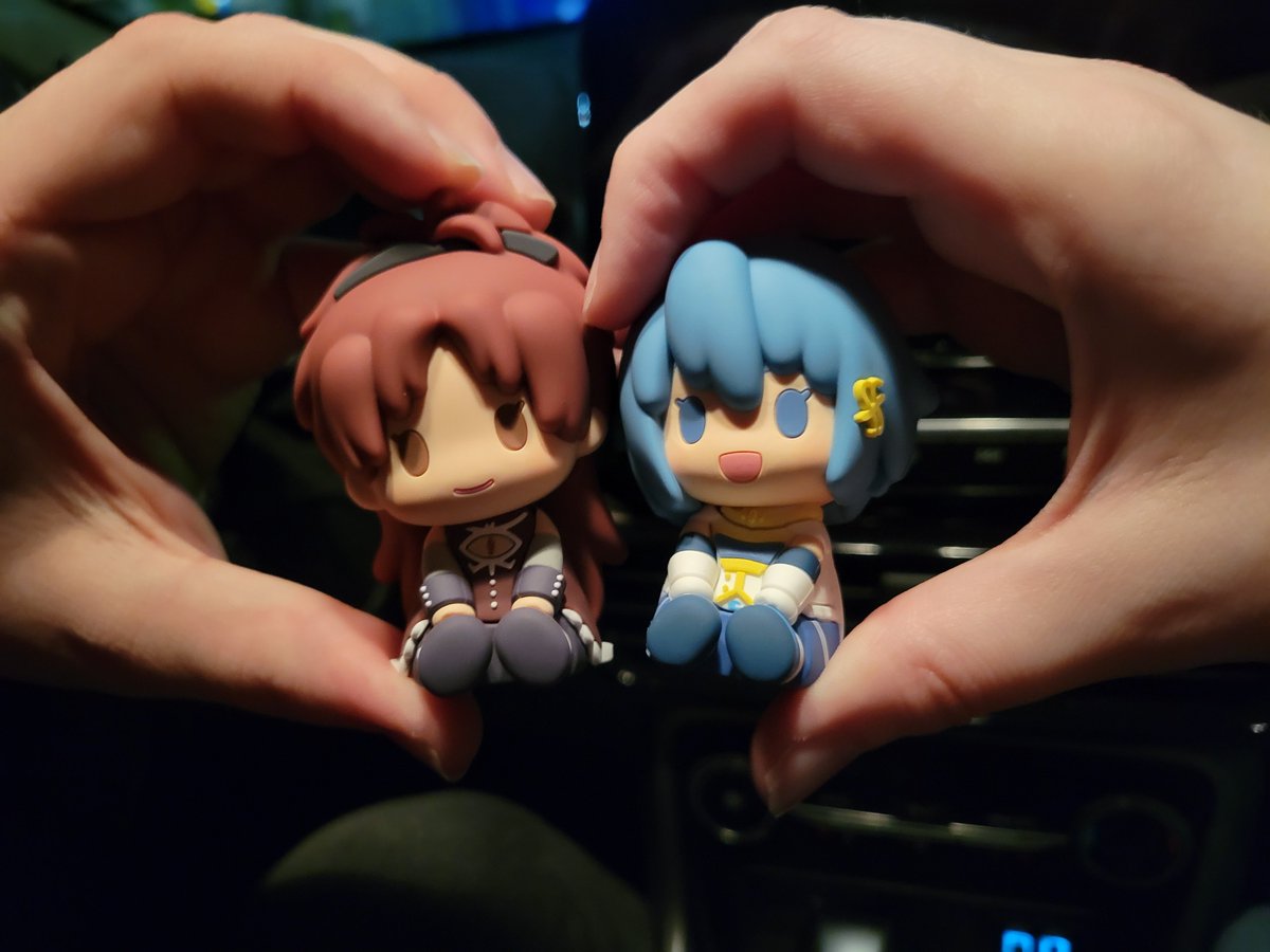 Go1den_Berry tweet media