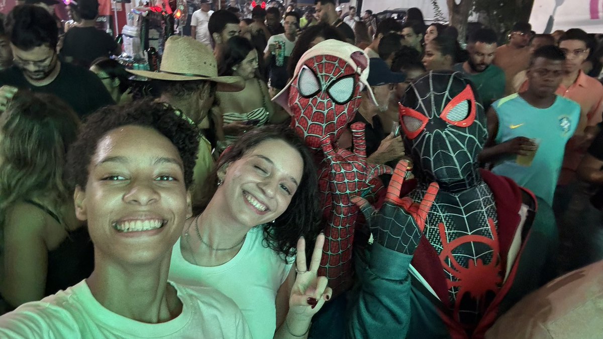 Júlia Gomes tweet media