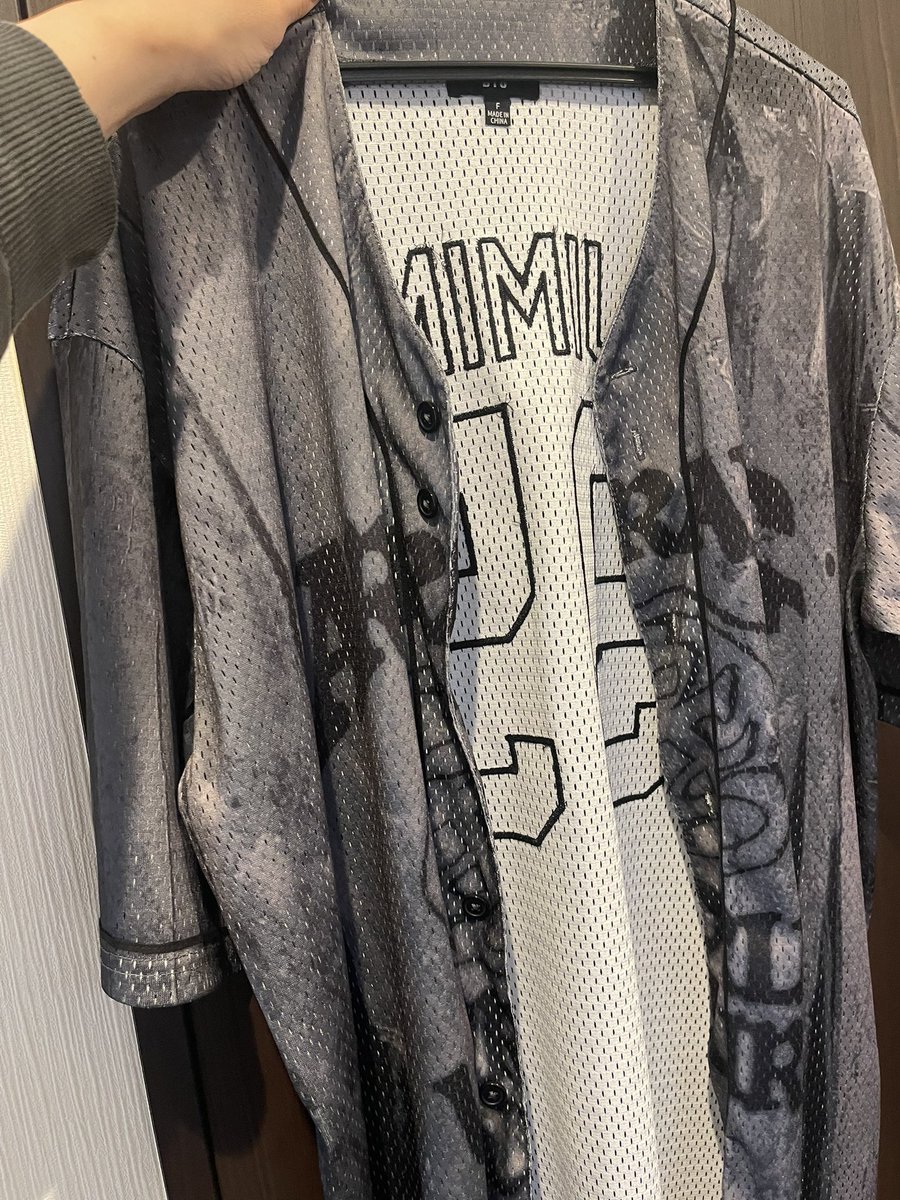 すごい色落ち…
ショックすぎる😭😭😭
手洗いしなかった私が悪いけど…
ここまで落ちるとは💦