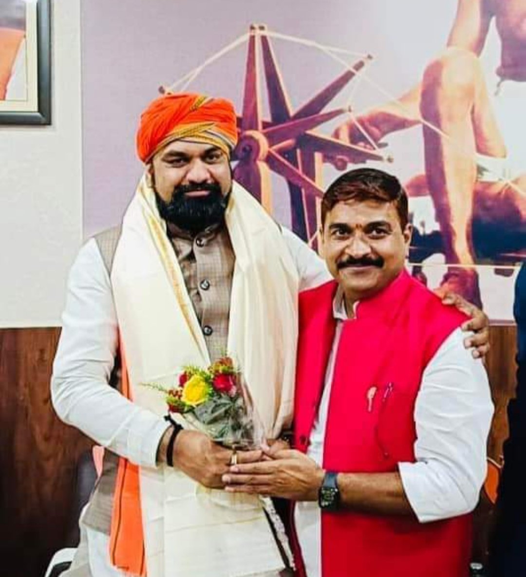 imsumit7777's tweet photo. बिहार भाजपा के प्रदेश मंत्री आदरणीय बड़े भैया श्री @SantoshRanjan_ जी को जन्मदिन की हार्दिक बधाई एवं अनंत शुभकामनाएँ 🎂🙏 
@samrat4bjp @RiturajSinhaBJP @BJP4India @girirajsinghbjp https://t.co/QTKLKCQCSg