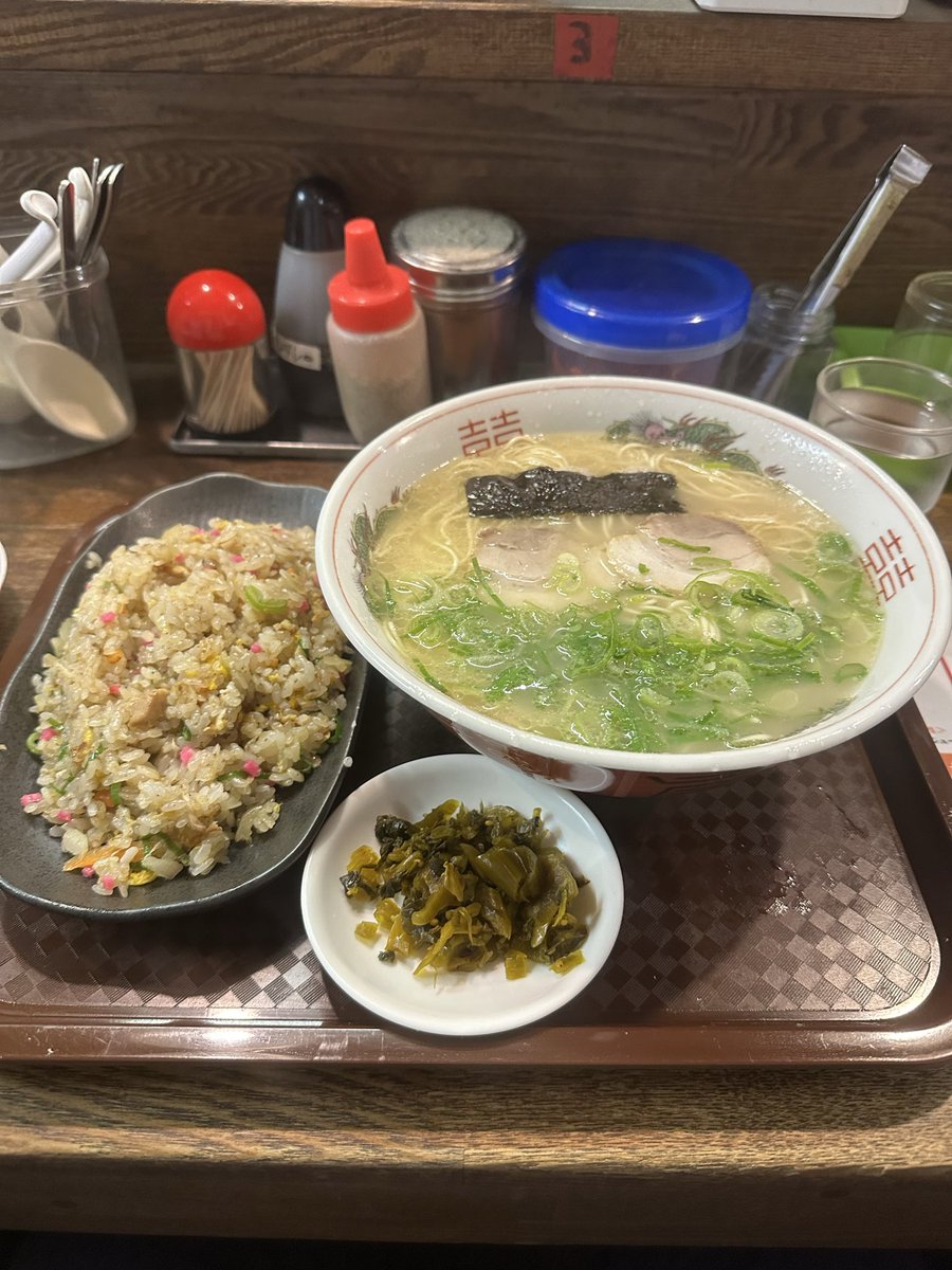 Matchaaaa17ks's tweet photo. 二代目博多っ子ラーメン https://t.co/CraeamLH5T
