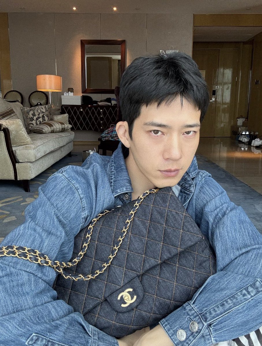 JING BORAN 井柏然 tweet media