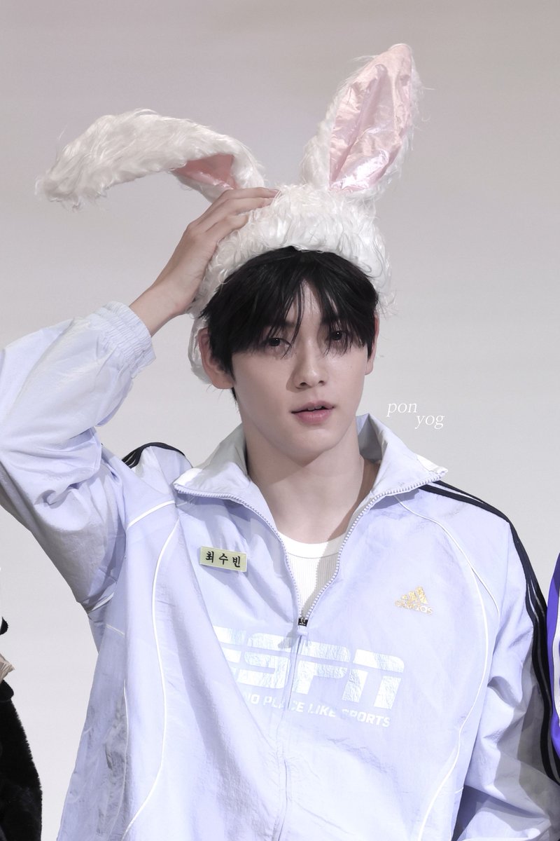 pon_yog's tweet photo. 260421 🐰💕

#수빈 #SOOBIN #スビン #TXT https://t.co/kmCcR4iOaQ