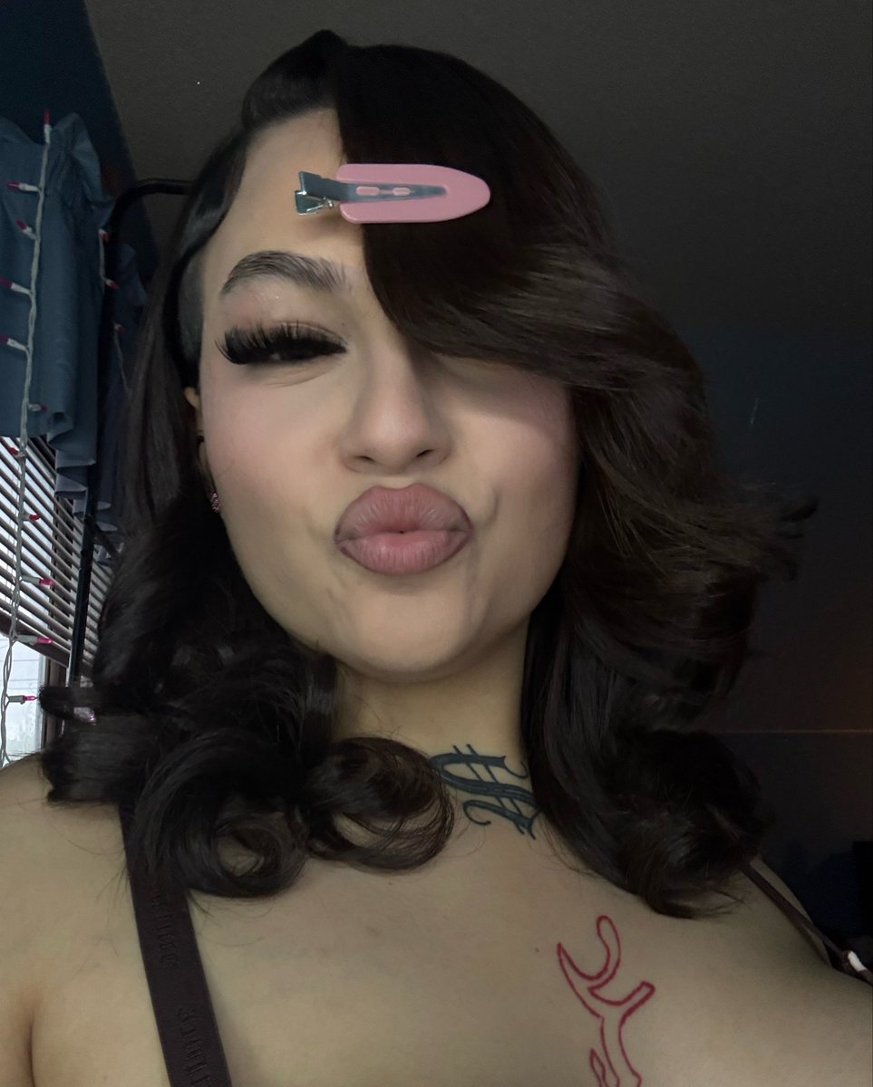 Kira Cueto tweet media