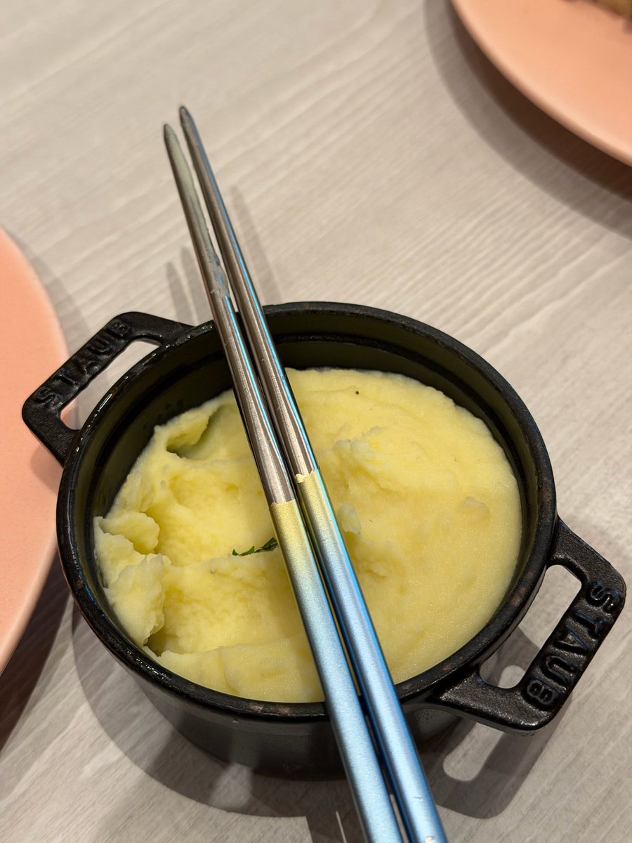 fazeline tweet media