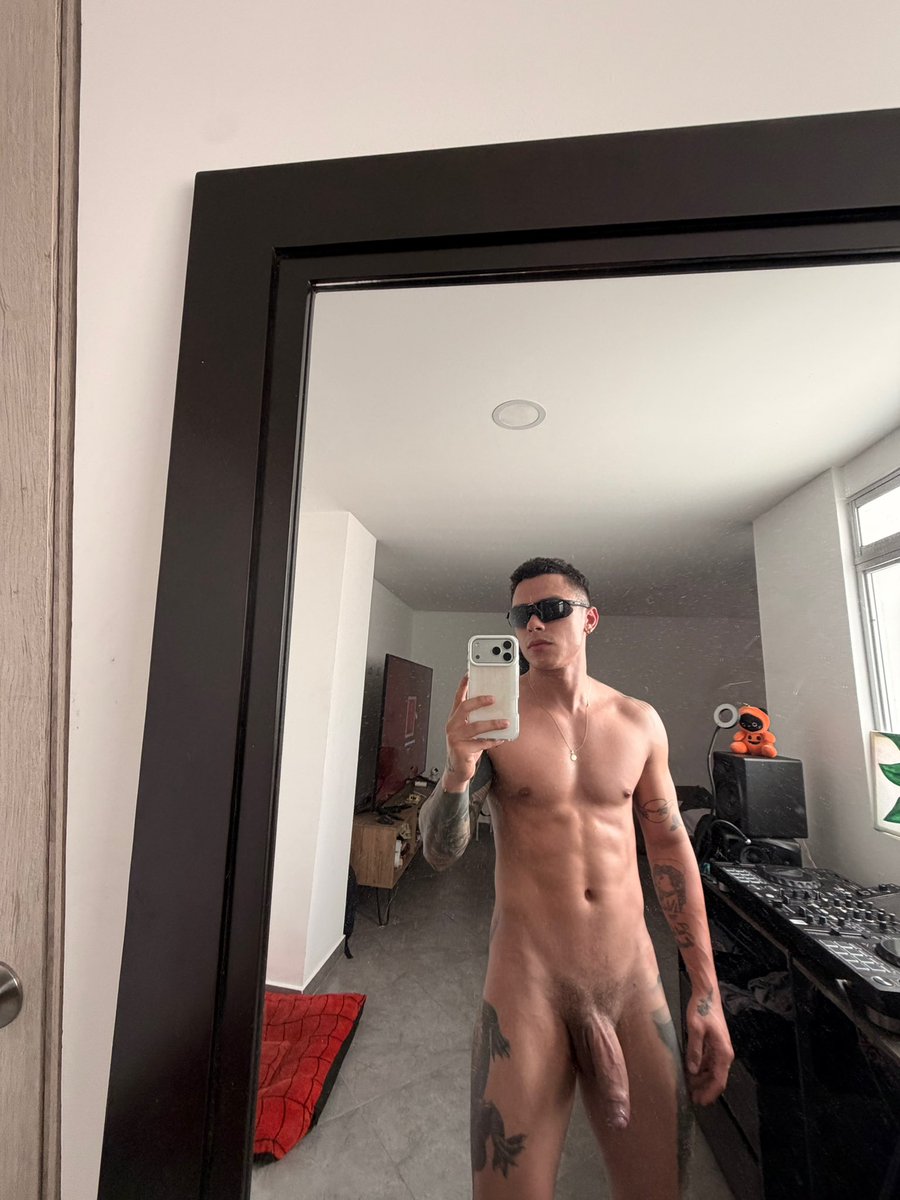 Santiago tweet media