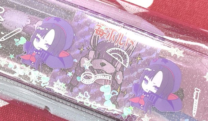 宅配の準備してたらウンファさんかわいすぎペンケース(作・こま里 喜・わたし)に毒ボルト混入してて声出た 