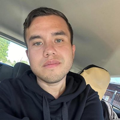 SamSamWek's tweet photo. #NuevaFotoDePerfil https://t.co/A205oplRTV