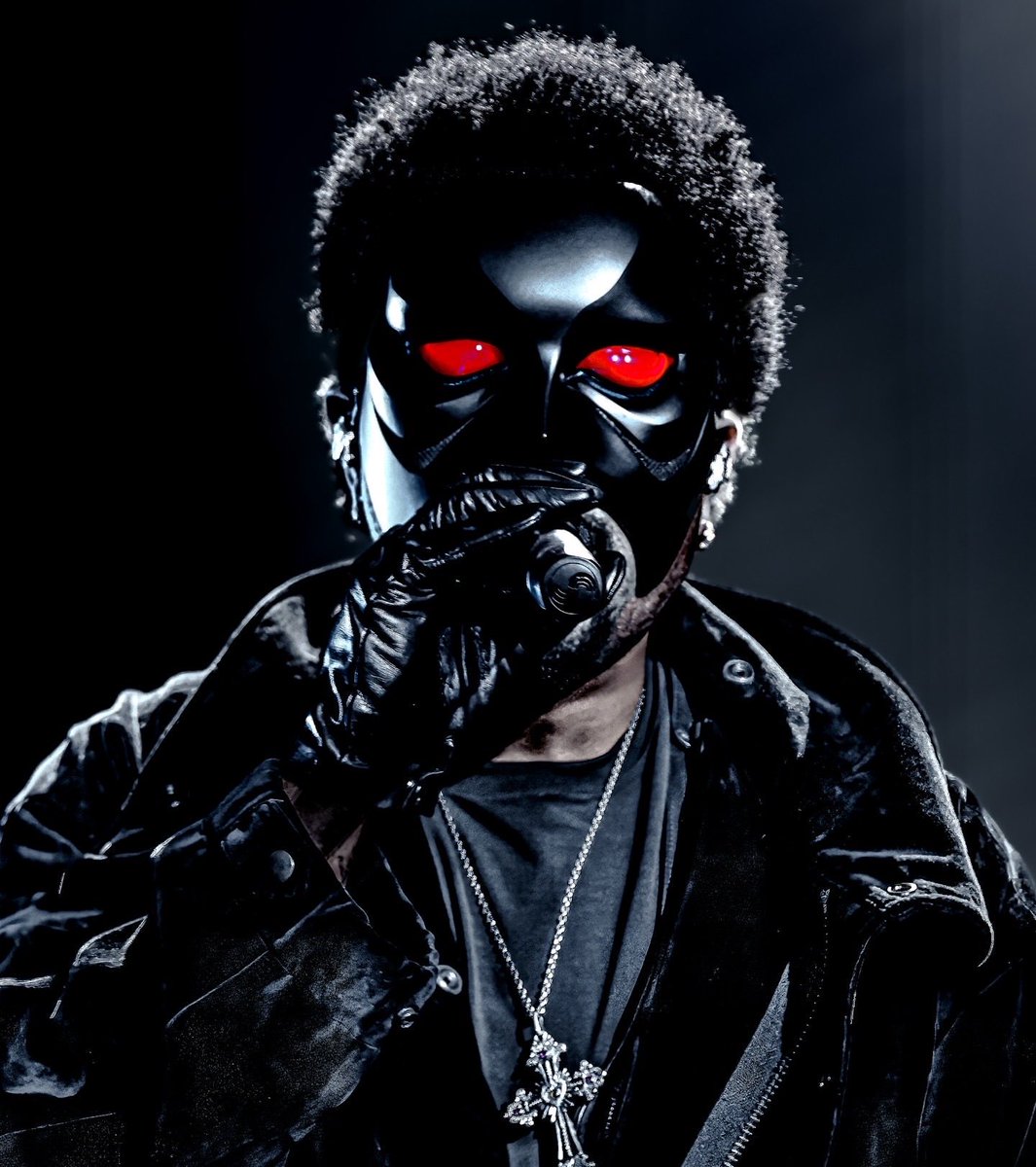 La nueva máscara de The Weeknd para la etapa de LATAM del After Hours Til Dawn Tour