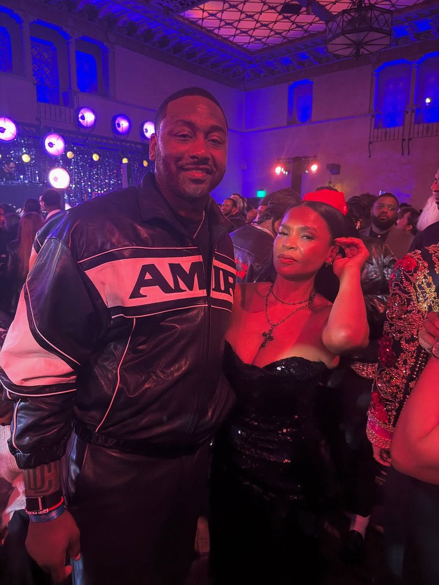 2Cool2Blog tweet media