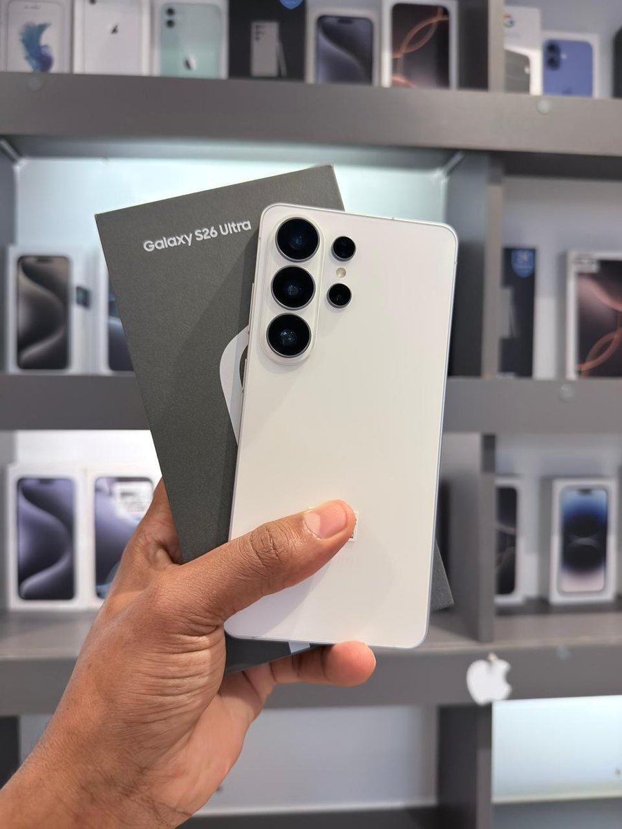 collo_skunky's tweet photo. 📱♠️WE SELL &amp; REPAIR PHONES♠️ 📱

⭐ What We Offer:
♦️ Brand New Smartphones
♦️ EX UK Phones – Tested &amp; Trusted
✅ All Phone Accessories Chargers, Cables,Earphones &amp; More
✅ Professional Phone Repairs
📌Location: Cookie house 1st floor shop 111
DM OR CALL..0741619610 https://t.co/iPlEV2ozfz