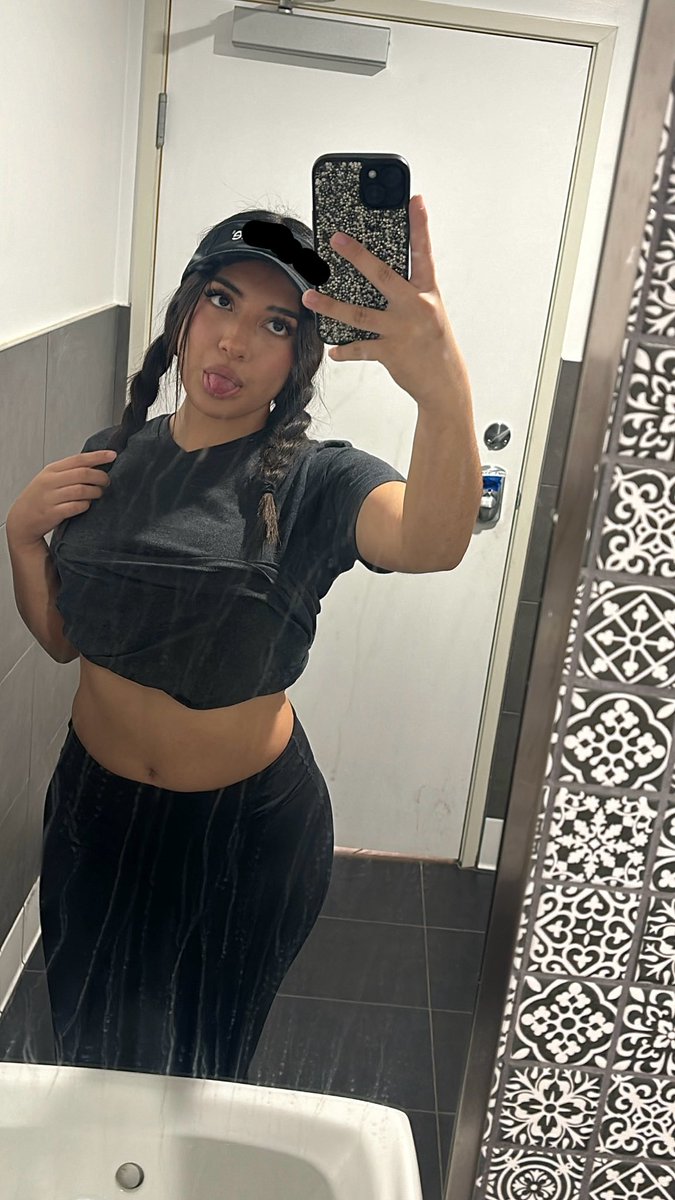 jocexoxoo's tweet image. work day txt meee 🖤🖤 #fyp #follow #work #OF 😉