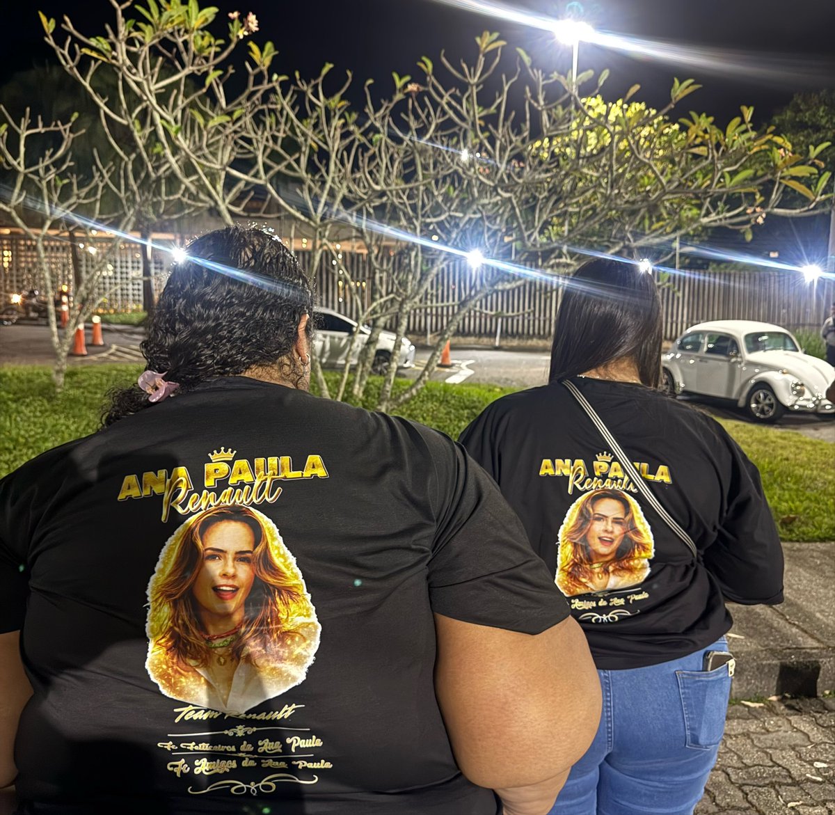 NIVEABRASIL's tweet photo. e o povo aqui na porta servindo uniforme, tá irmãs? 🗣️🫢

#NIVEAnoBBB #BBB26 https://t.co/FGSsU7yvAy