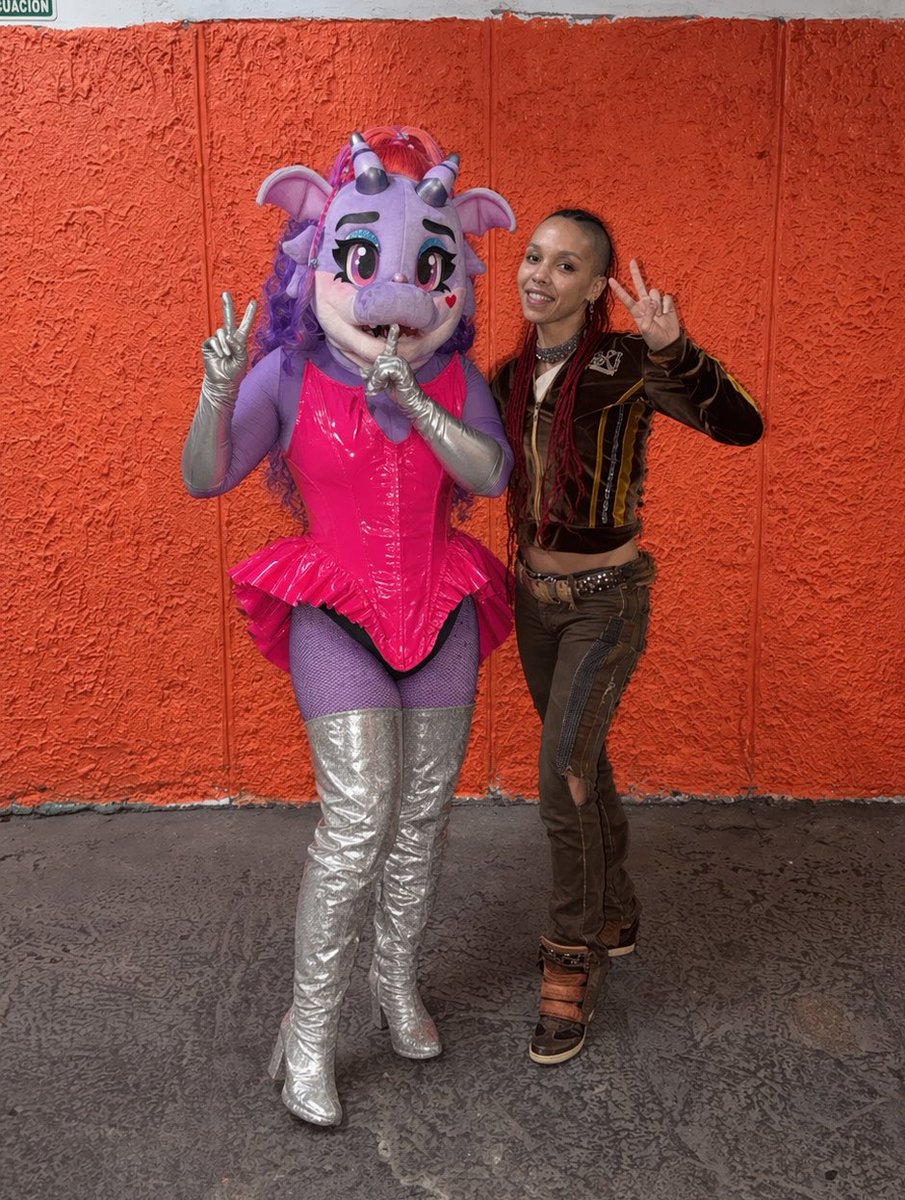 Ya está FKA TWIGS en México