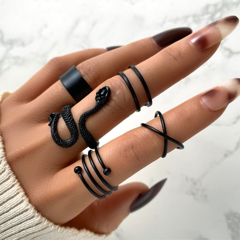 maybug9444's tweet photo. I just received Punk Snake Black Rings Set of 5 - Black by Rags n Rituals from xenaaiden via Throne. Thank you! https://t.co/nqRSpGvFBR #Wishlist #Throne https://t.co/wkNayv6ke6