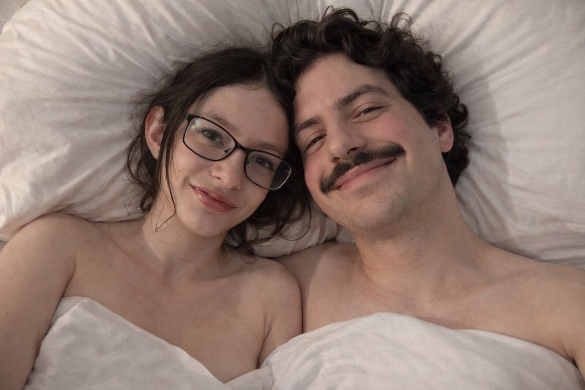 Calvin Applebottom II tweet media