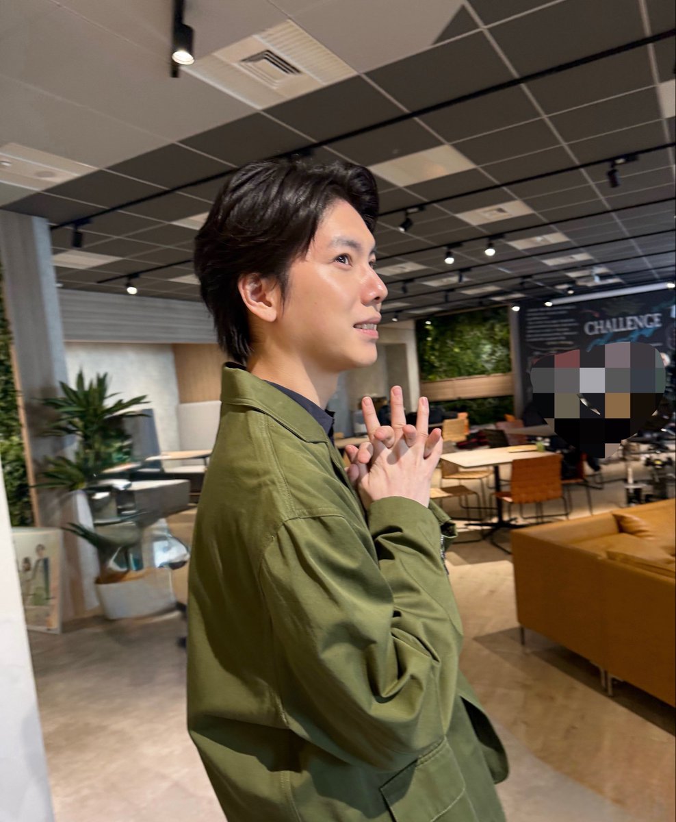 YU STAFF tweet media