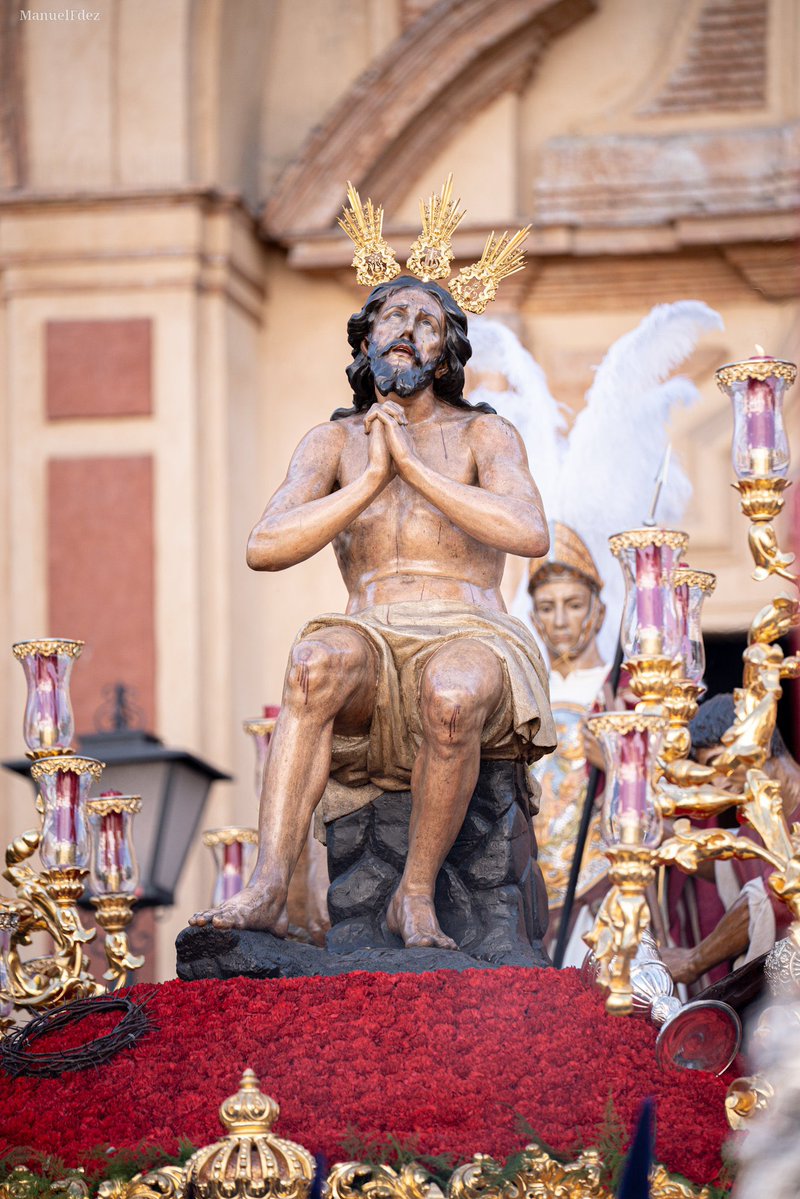 Séptimo día sin el Hijo de la Estrella.

#penasdetriana

📷: <a href="/_ManuelFdez/">Manuel Fernández</a>