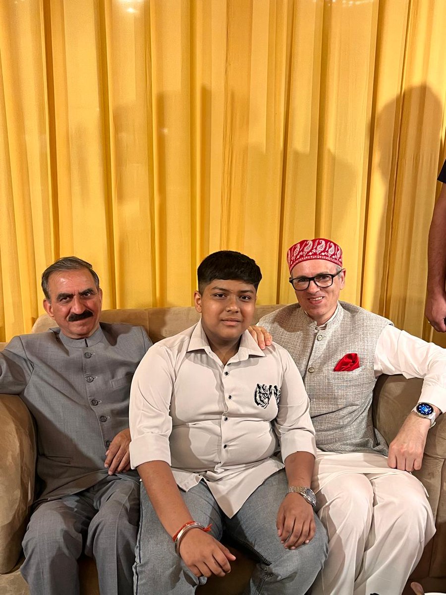 rakesh1983gupta's tweet photo. My Son Paarin Mahajan with Honble CM Jammu and Kashmir Sh Omar Abdullah ji @OmarAbdullah and Himachal Pradesh CM Sh Shukvinder Singh Sukhu ji @SukhuSukhvinder ji during wedding ceremony of Mr Raghav Gupta Son of Honble Governor Sh Kavinder Gupta ji @KavinderGupta https://t.co/zHfPC9ohgm