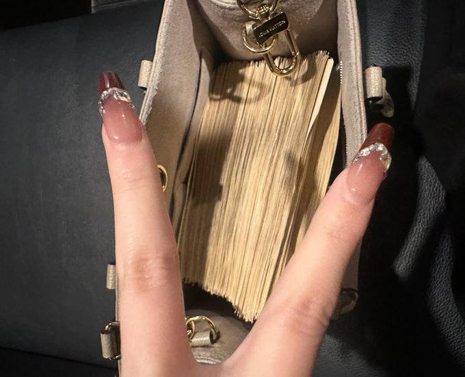 あざみ tweet media