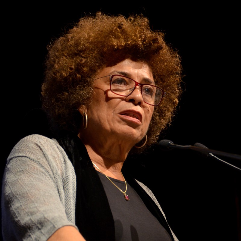 TheTwinPowers's tweet image. “Walls turned sideways are bridges.” 

Dr. Angela Davis 
#quote 

.
#Wisdom 
#Wednesdayvibe 
@JETAR9