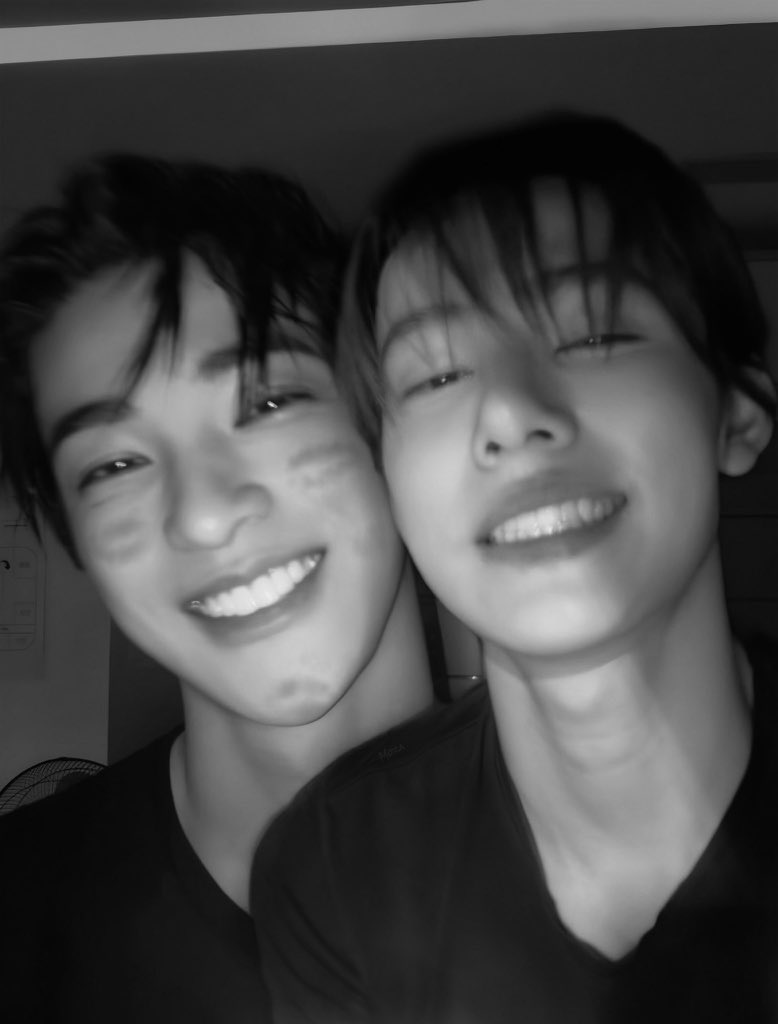 keonhyeon09z tweet media