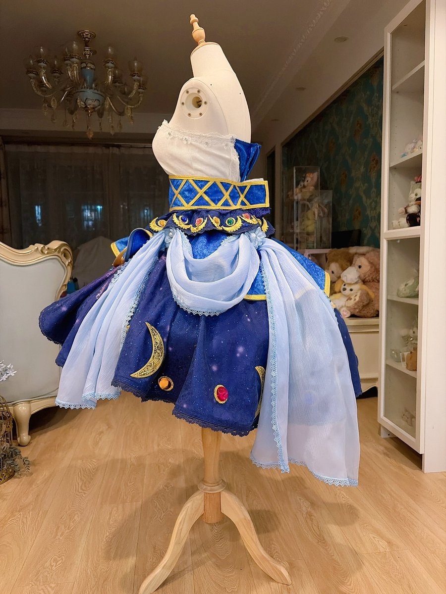 Qun100's tweet photo. 美月 https://t.co/Gvv19QYLih