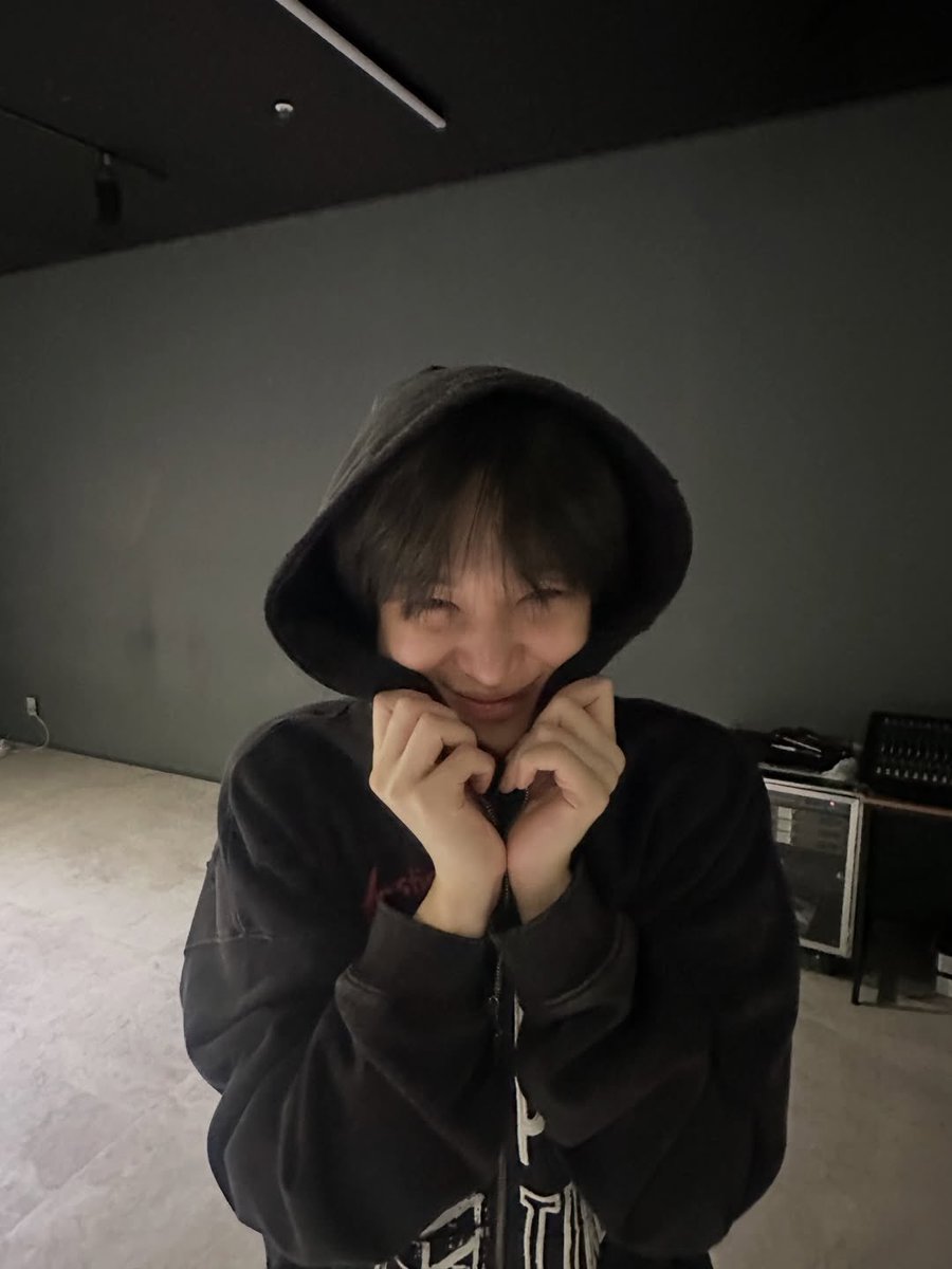 jackkkkzxa's tweet photo. 개씹존귀제발
너무보고싶음 https://t.co/zQvBivFAOb