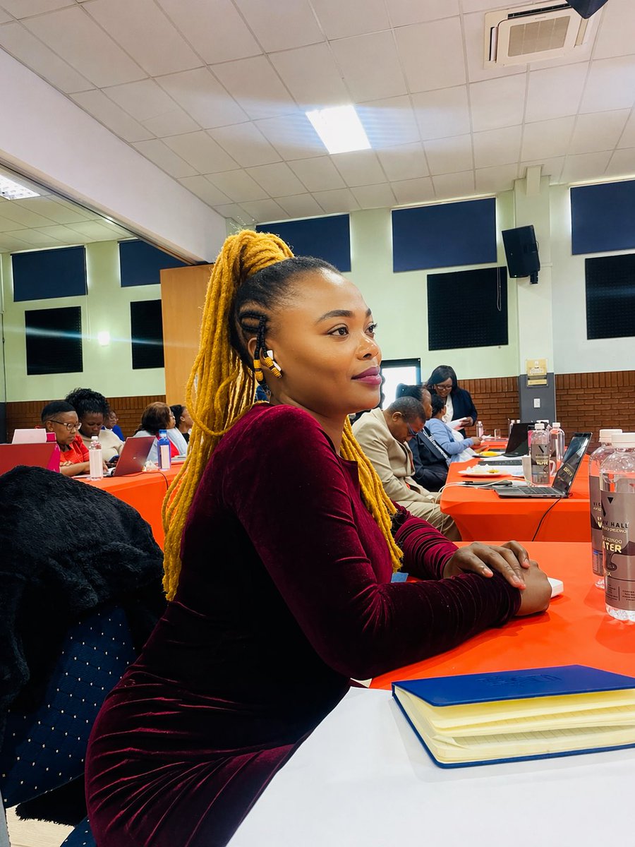 Sellwy1's tweet photo. Mosotho🇱🇸

Ministry of Trade workshop https://t.co/MqcVw5V1AQ