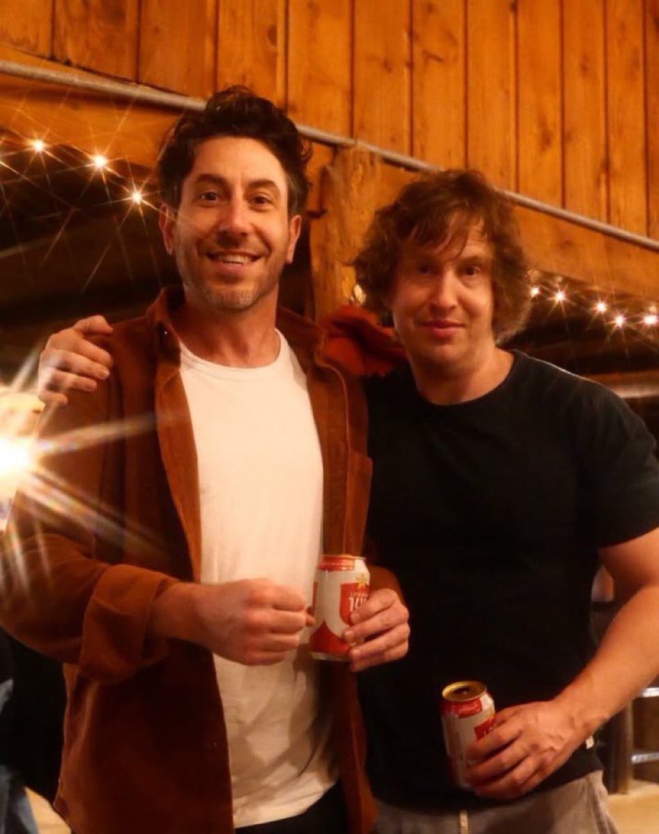 cassie🍔🎹 tweet media