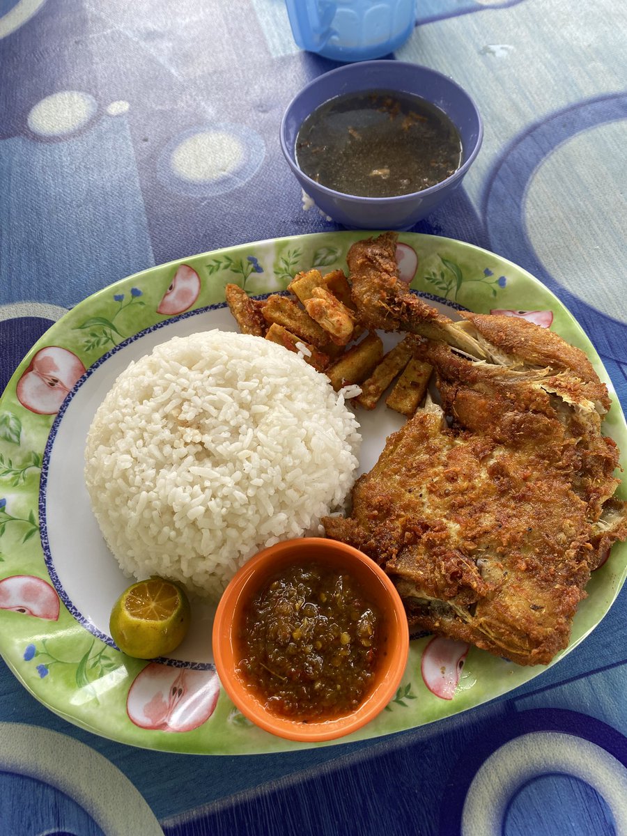 Seorang Haziq tweet media