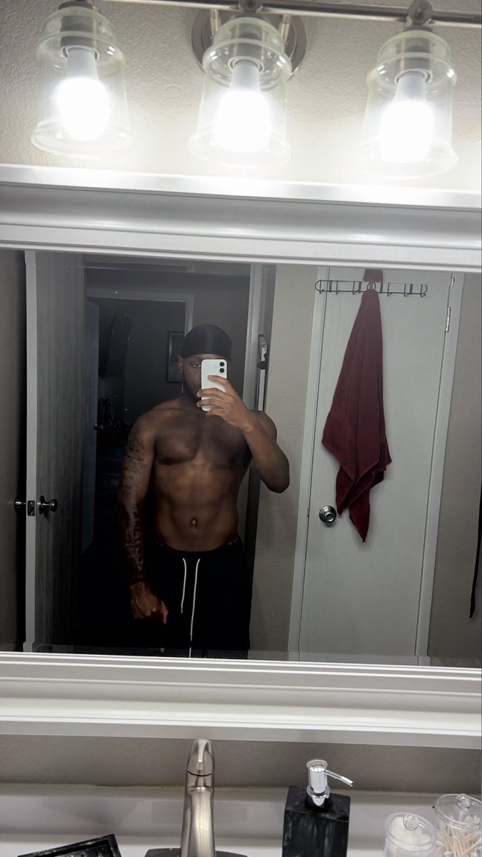 CwTray's tweet photo. Heavily Motivated https://t.co/urB7dKQlen