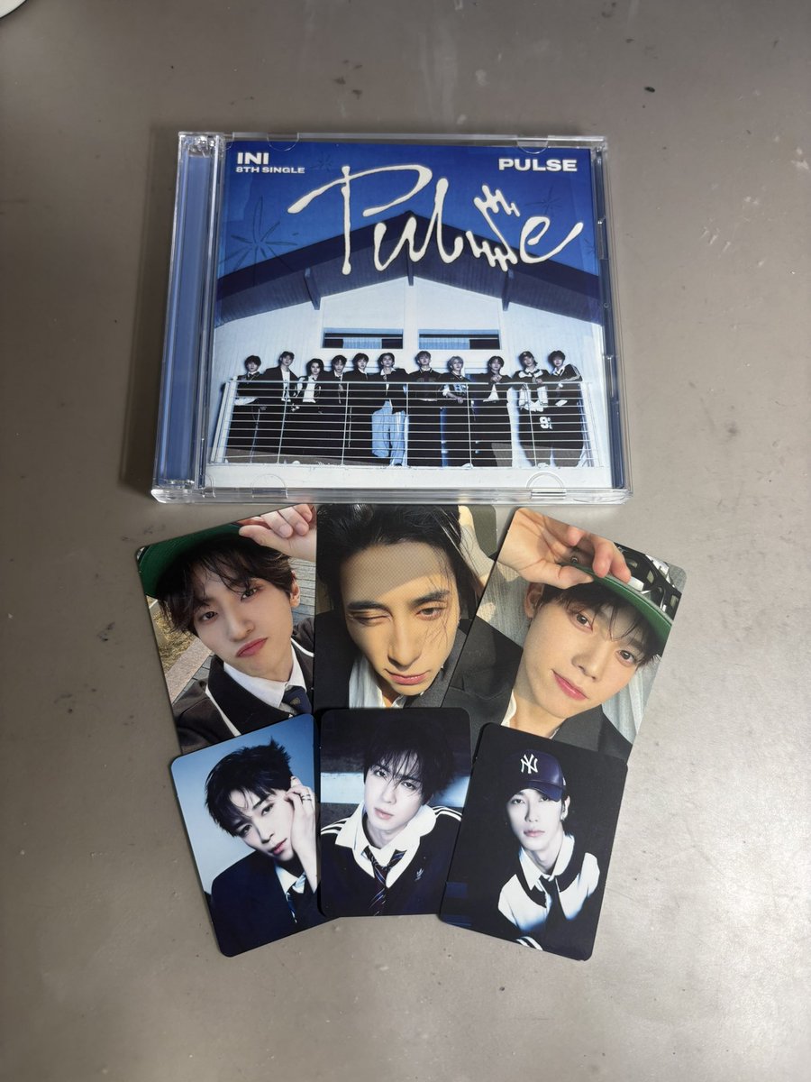 ろむお tweet media