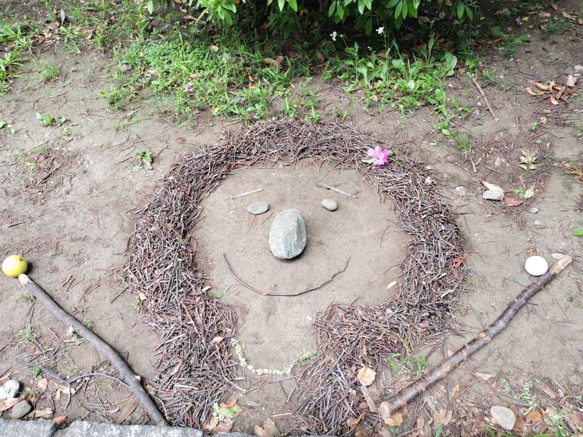 insanity37tomo's tweet image. 横浜にバンクシー現る！
💟and☮️
 #JAPAN #Art  #Banksy  #Yokohama  #LOVE＆ #Peace  #横浜  #公園  #アート   #TOMØ