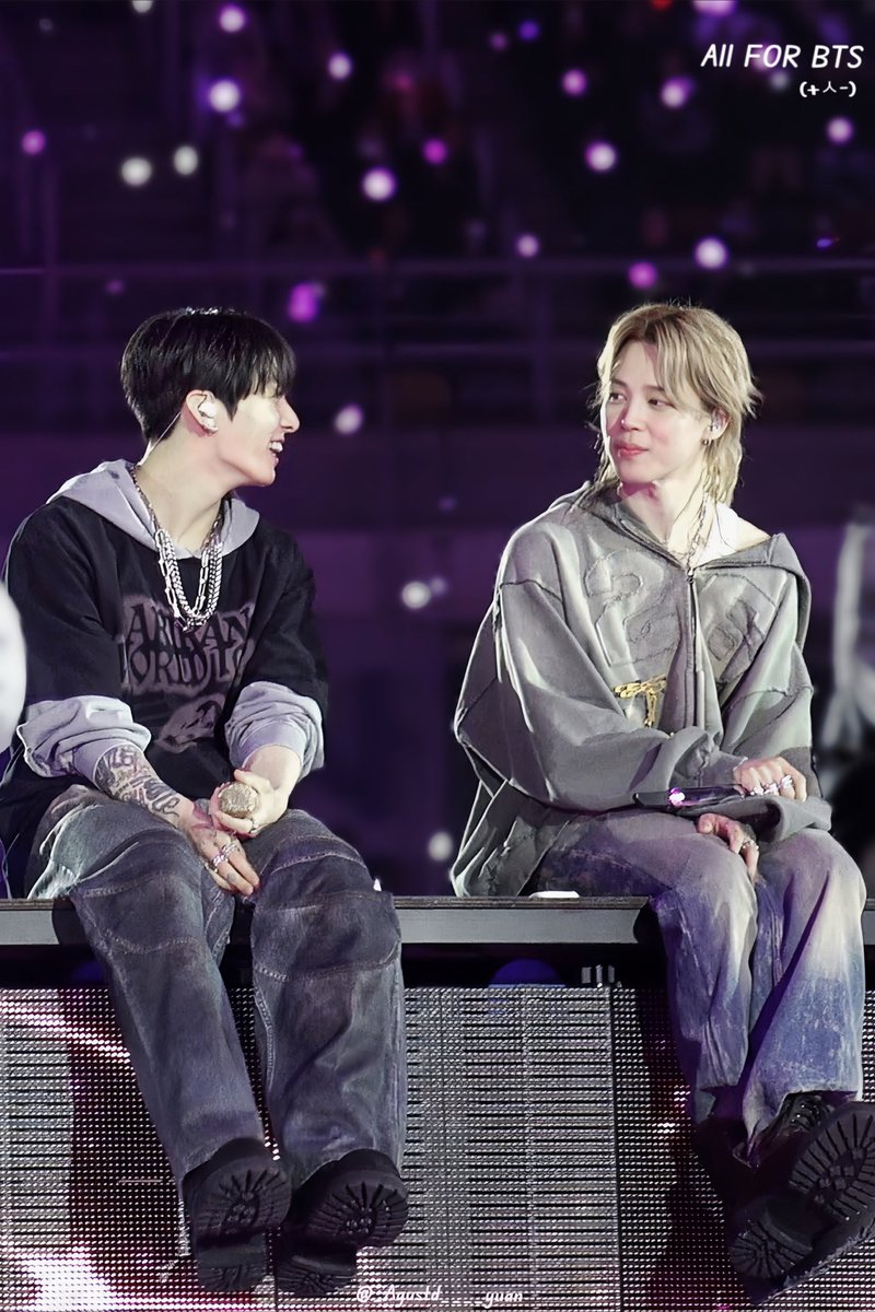 _agustd____yuan's tweet photo. 260412 JIMIN JUNGKOOK 아리랑 고양 콘서트
Arirang Tour In GOYANG D3

🐥🐰

#BTS_ARIRANG_TOUR_IN_GOYANG
#JM #JIMIN #지민 #박지민
#JK #JUNGKOOK #정국 #전정국 
#BTS #방탄소년단 @BTS_twt https://t.co/zuUnZc11Cv