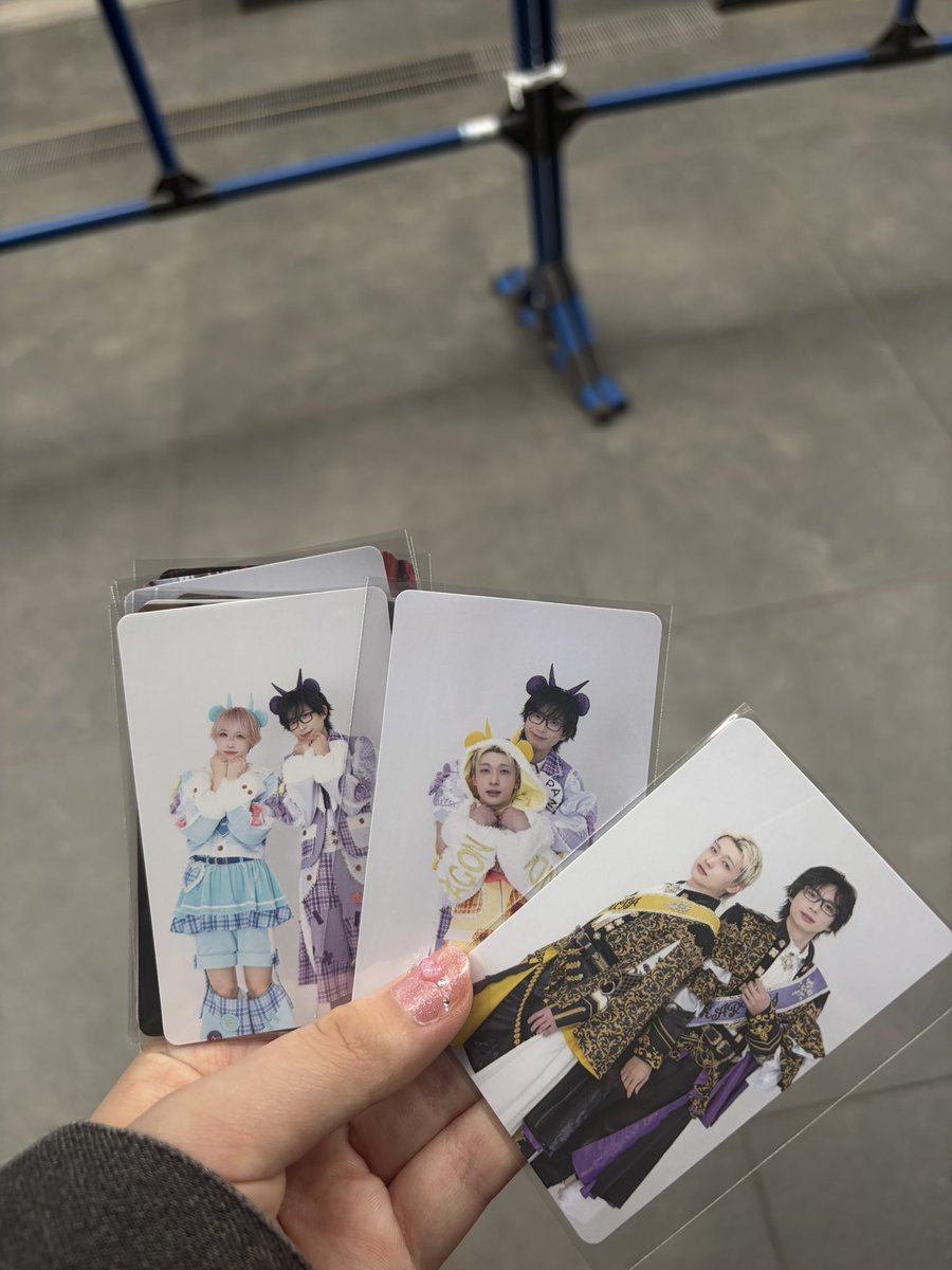 取引垢 tweet media