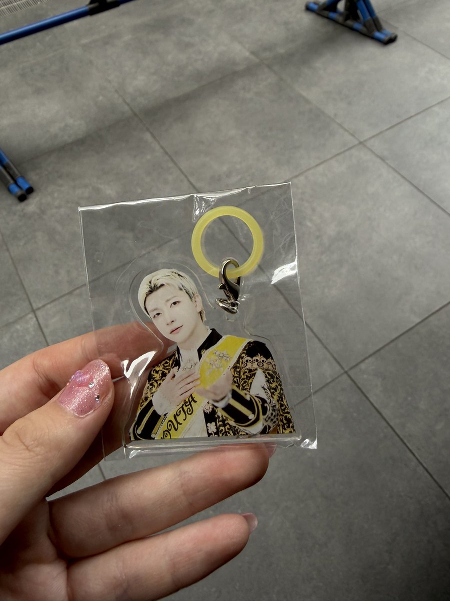 取引垢 tweet media