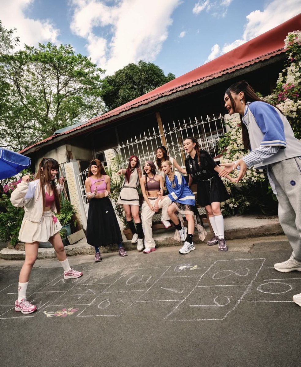 sneakerboxmnl's tweet photo. BINI in their Nike era, sporting the Nike P-6000 and Nike Zoom Vomero 5 in various colorways.

RESERVE YOURS TODAY! 
Women’s sizing
Arriving in 7-10 days
Accepting orders now!

We accept Cash, Gcash, Maya, Bank Transfer, Debit/Credit Card payment.
Ships nationwide. https://t.co/tKVpwKkRrv