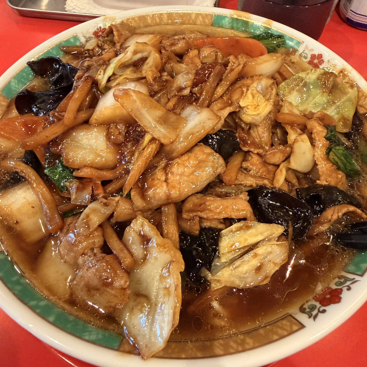 ひつじ tweet media