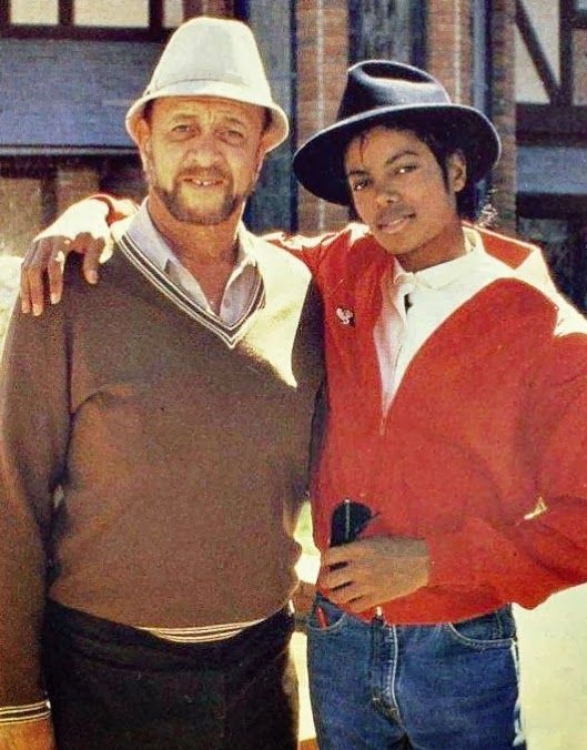 lαrιѕѕα tweet media