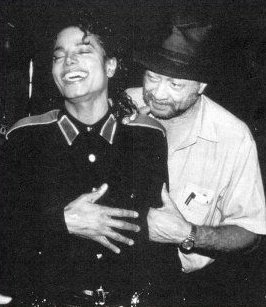 lαrιѕѕα tweet media