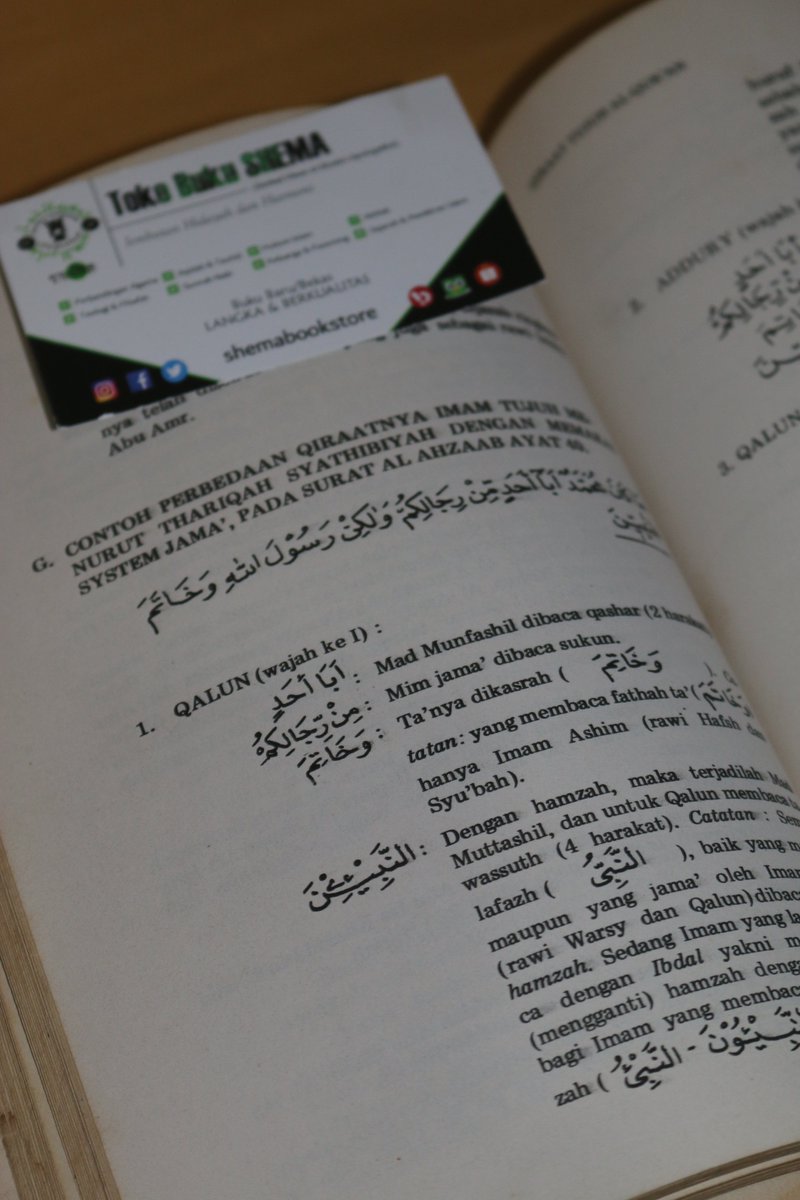 SHEMABookstore's tweet photo. [IDN-774] Beberapa Aspek Ilmiah tentang Al-Quran
Oleh (Editor) Bustami A. Gani &amp; Chatibul Umam

(KONDISI: BEKAS)

Cetakan ke-1/1986
Penerbit PTIQ Jakarta
Ukuran 16 x 22,5 cm
Soft Cover
243 hlm.
Berat 481 g

Harga Rp250.000,-
https://t.co/HqOPSFjRf5 https://t.co/nqBFs2nCMN
