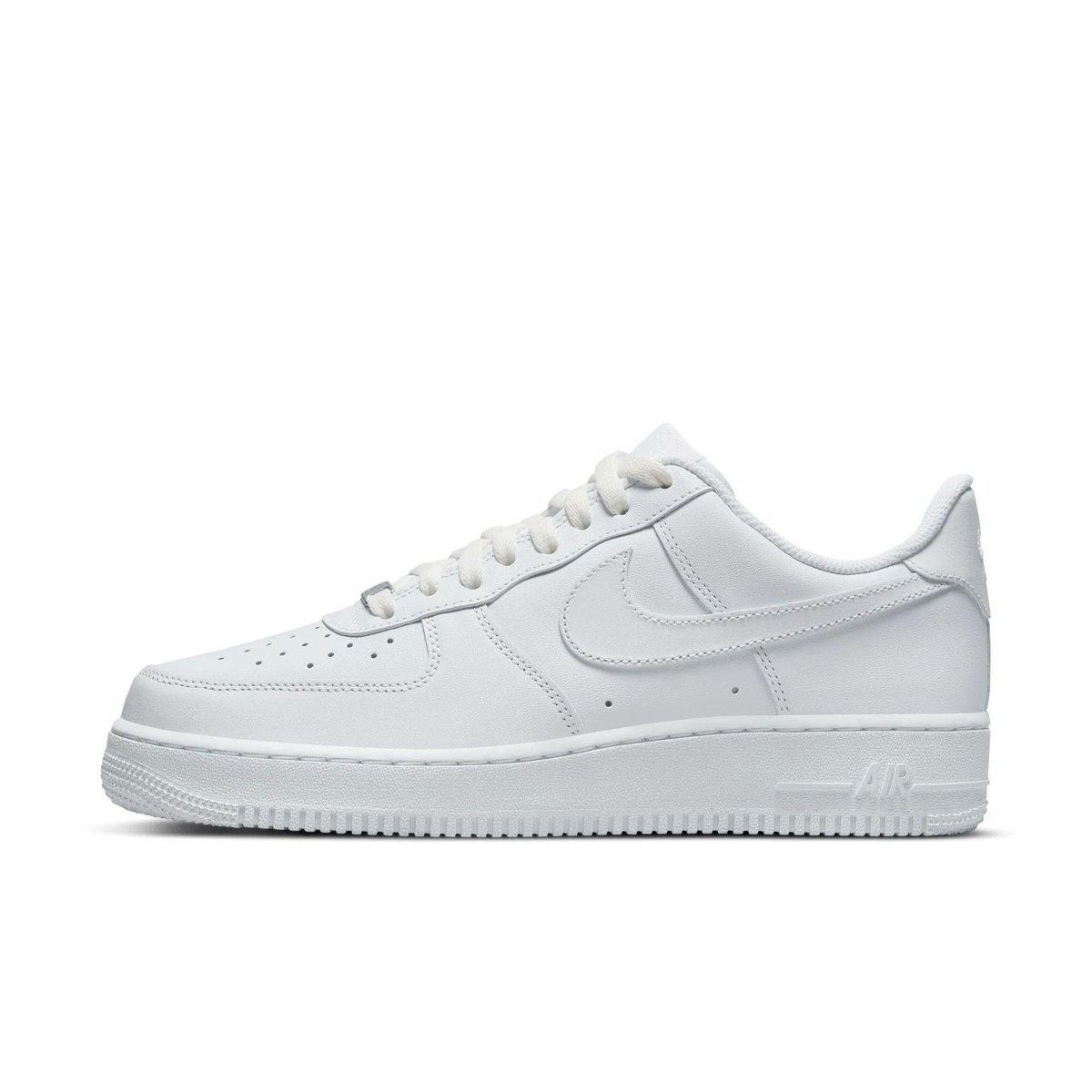Nike Air Force 1 Low 'Triple White' on sale for $86.25 in cart 🤍 

tidd.ly/3WvyYDd