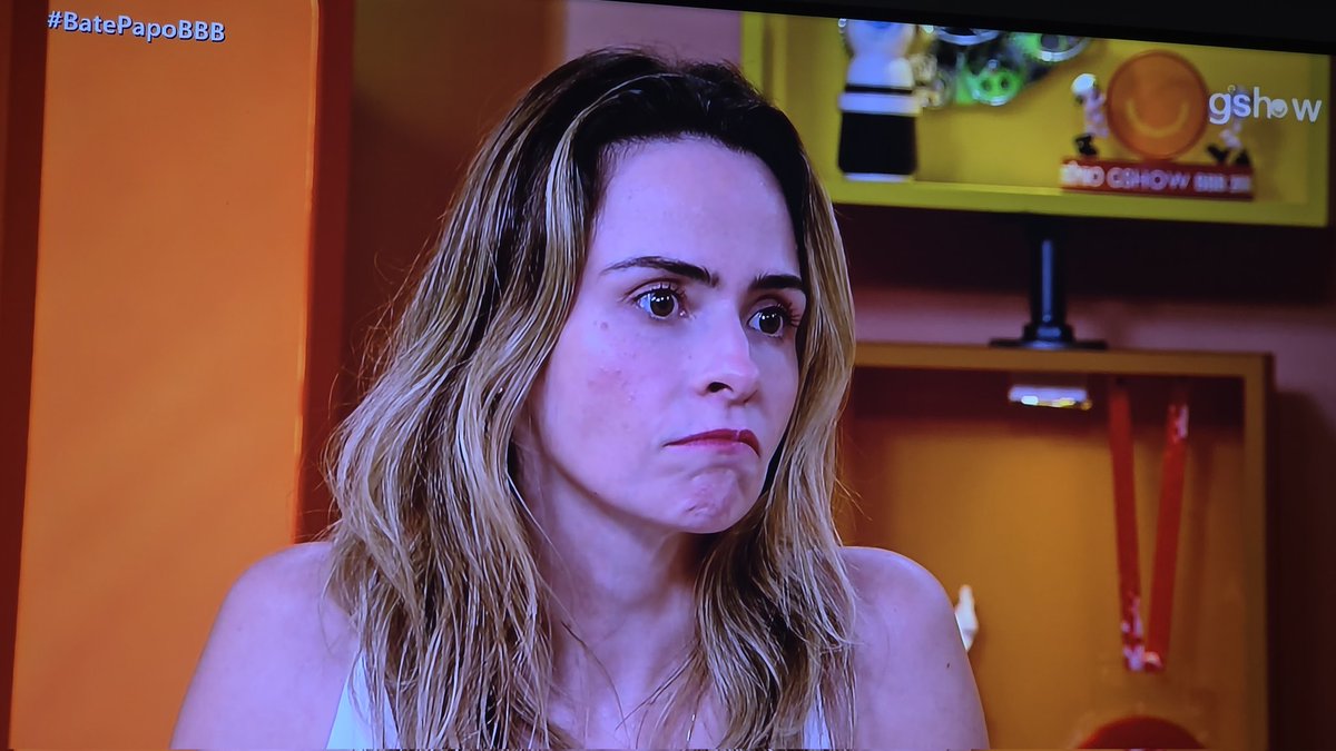 henriquevyana's tweet image. ANA PAULA CAMPEÃ!
MUITO FELIZ, REAAAAAAAAAAAAAAAAAAAAAAL!!! 👑🔥🥂
@bbb #bbb22 #AnaPaulaCampeã