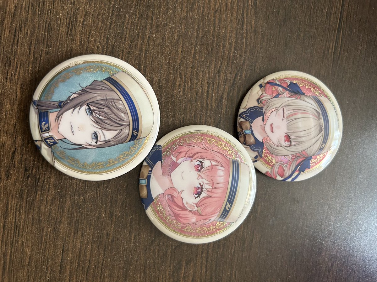 Xi0nPerla's tweet photo. タバコ買いに行ったはずが
にじさんじ缶バッジビスケット
買いに行ってた。 https://t.co/gJ5w2jNoTK